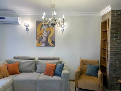 квартира за адресою Федора Ернста вул., 6