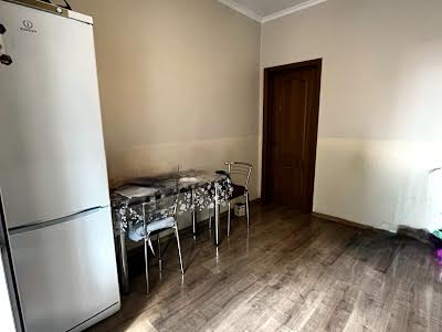 квартира за адресою Вишнева вул., 1