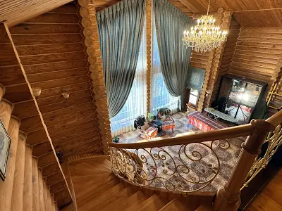 будинок за адресою Броварська, 2