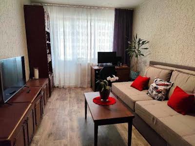 квартира за адресою Галини Мазепи вул. (Софії Ковалевської), 81