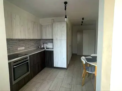 квартира за адресою Ревуцького вул., 21