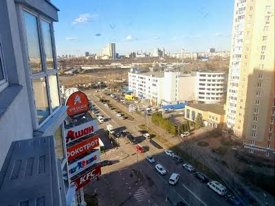 квартира по адресу Киев, Драгоманова ул., 2