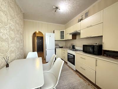 квартира по адресу Боголюбова ул., 5