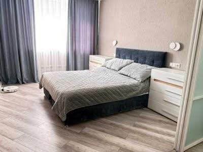 квартира по адресу Драгоманова ул., 10