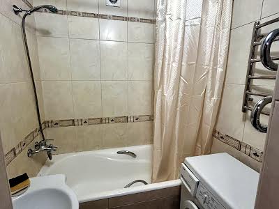 квартира за адресою Карела Чапека вул. (Юліуса Фучика), 7