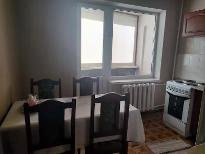 квартира по адресу Романа Шухевича просп. (Ватутина), 2