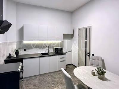 квартира за адресою Шота Руставелі вул., 20-Б