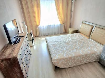 квартира за адресою Урлівська вул., 24