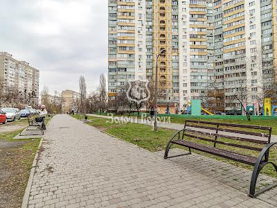 квартира по адресу Натальи Ужвий ул., 5