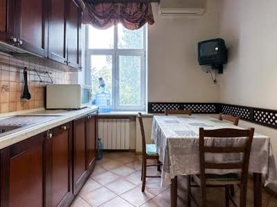 квартира за адресою Лютеранська вул., 4