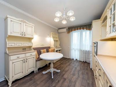 квартира по адресу Михаила Максимовича ул. (Трутенко Онуфрия), 9-А