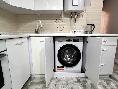 квартира за адресою Дніпровська набережна вул., 7-А