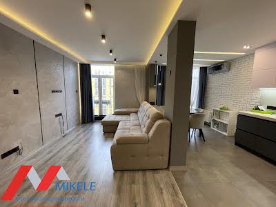 квартира за адресою Регенераторна вул., 4