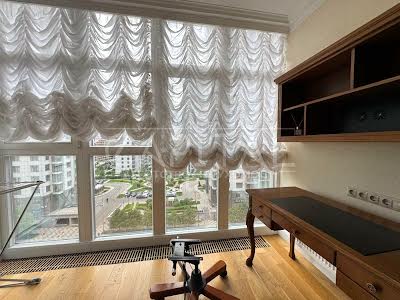 квартира за адресою Андрія Верхогляда вул. (Михайла Драгомирова), 20-А