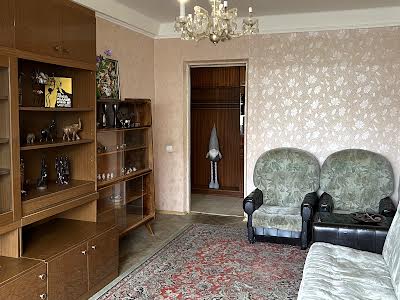 квартира за адресою Політехнічна вул., 3