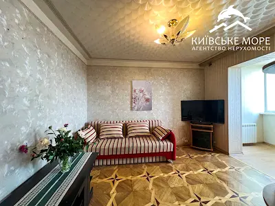 квартира по адресу Червоной Калины просп. (Владимира Маяковского), 24