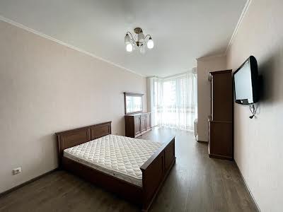 квартира за адресою Драгоманова вул., 2
