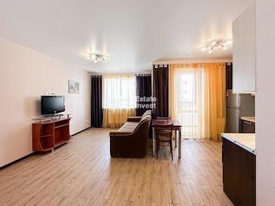 квартира за адресою Борткевича вул., 5