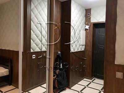 квартира за адресою Академіка Шалімова вул., 61А
