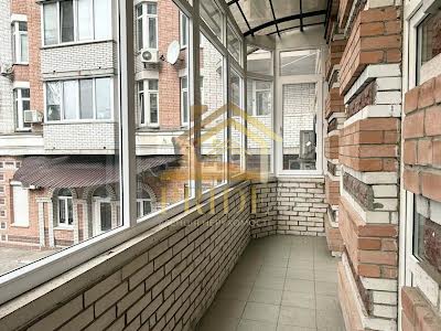 комерційна за адресою Степана Руданського вул., 4-6