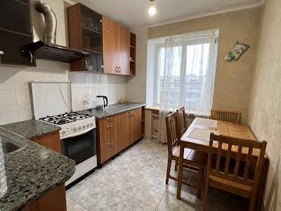 квартира за адресою Олексіївська вул., 11