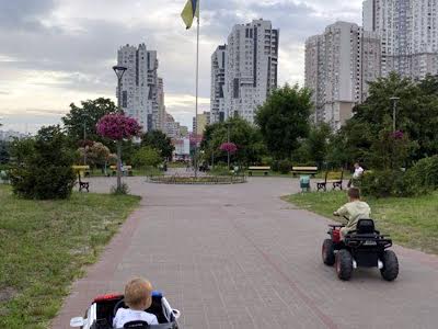 квартира по адресу Драгоманова ул., 31-Б