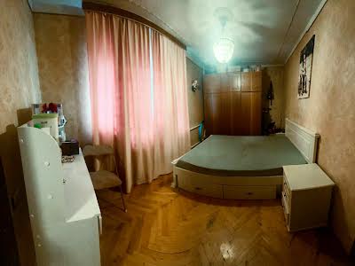 квартира за адресою Леоніда Каденюка просп. (Юрія Гагаріна), 13