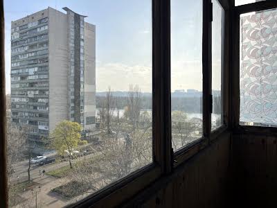 квартира за адресою Русанівський бульв., 3