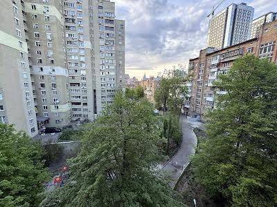 квартира по адресу Киев, Владимиро-Лыбедская ул., 16