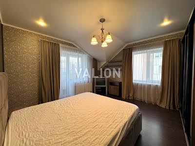 квартира за адресою с. Святопетрівське, Тараса Шевченка бульв., 3