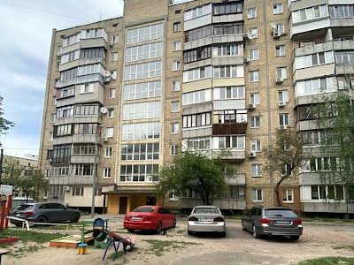 квартира по адресу Новоукраинская ул., 1/3
