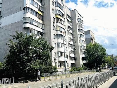 квартира по адресу Межигорская ул., 50