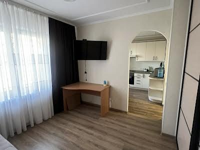 квартира по адресу Софии Русовой ул., 7