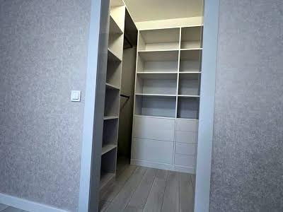 квартира за адресою Регенераторна вул., 4