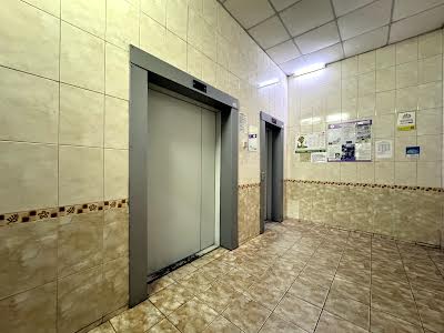 квартира за адресою Олени Пчілки вул., 6