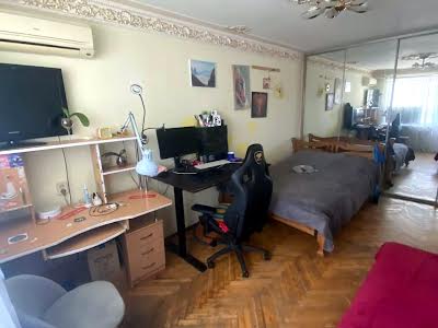 квартира за адресою Березняківська вул., 38