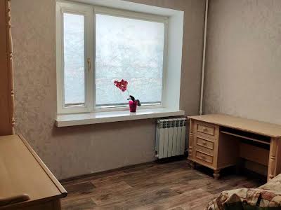 квартира за адресою Оноре де Бальзака вул., 4