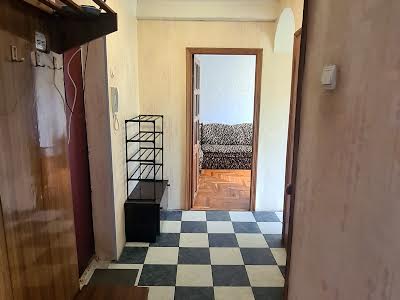 квартира за адресою Леся Курбаса просп., 5