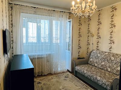квартира за адресою Вахтанга Кікабідзе вул. (Булгакова), 15-А