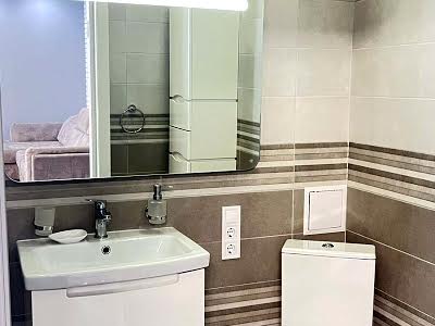 квартира за адресою Сонячна, 30