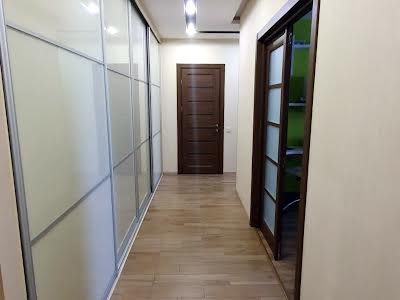 квартира по адресу Академика Глушкова просп., 9-В