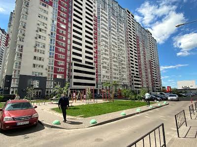 квартира по адресу Драгоманова ул., 2-А