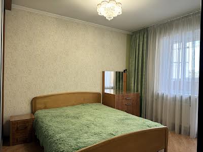 квартира за адресою Академіка Єфремова вул. (Командарма Уборевича), 20