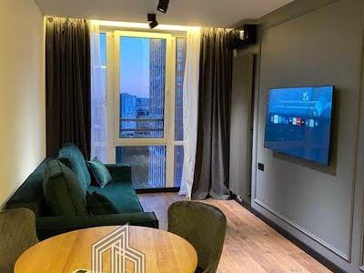 квартира за адресою Дніпровська набережна вул., 18-А