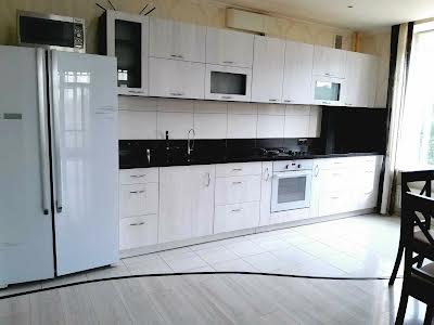 квартира за адресою Замковецька вул., 106-Б