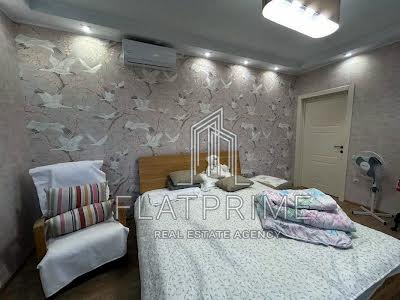 квартира по адресу Киев, Оболонский просп., 1