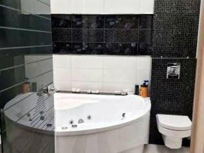 квартира по адресу Олены Пчилки ул., 2