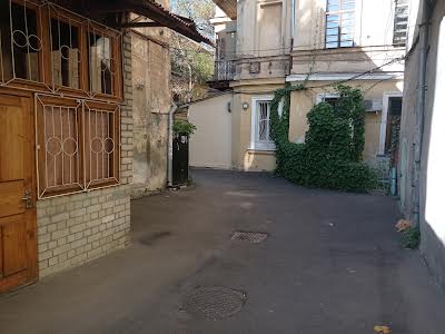 квартира за адресою Святослава Караванського вул. (Жуковського), 6