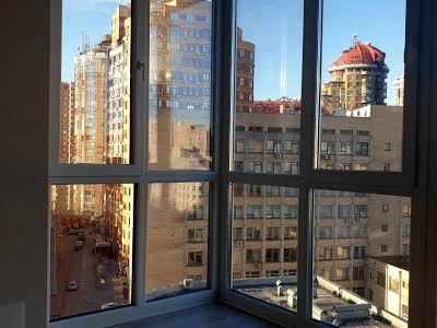 квартира по адресу Евгения Коновальца ул. (Щорса), 36-Е
