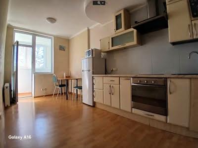 квартира за адресою Лобачевського пров., 7а